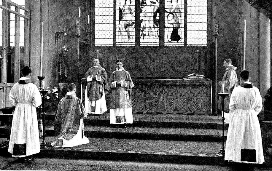Alcuin+Club+Liturgy+-+Anglo-Catholicism+-+England+-+Peter+Cawford.jpg