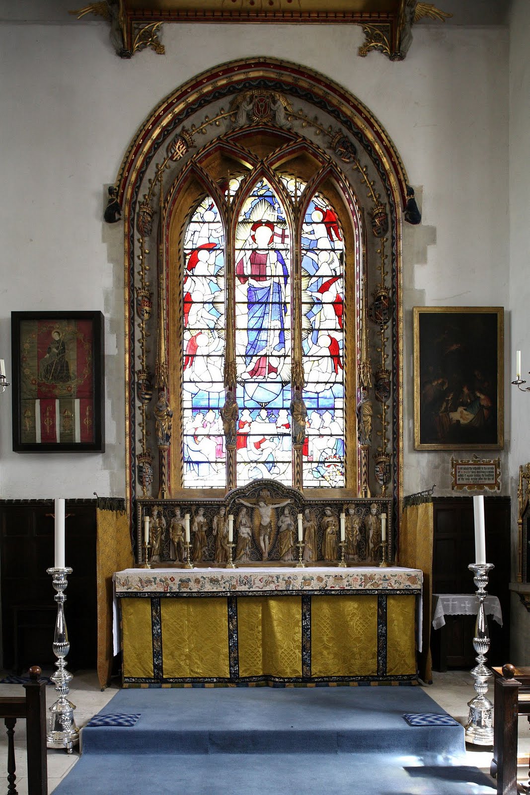 Ninian+Comper+-+Wimborne+St+Giles+Altar+-+Great+Art+-+Architecture+-+Peter+Crawford.jpg