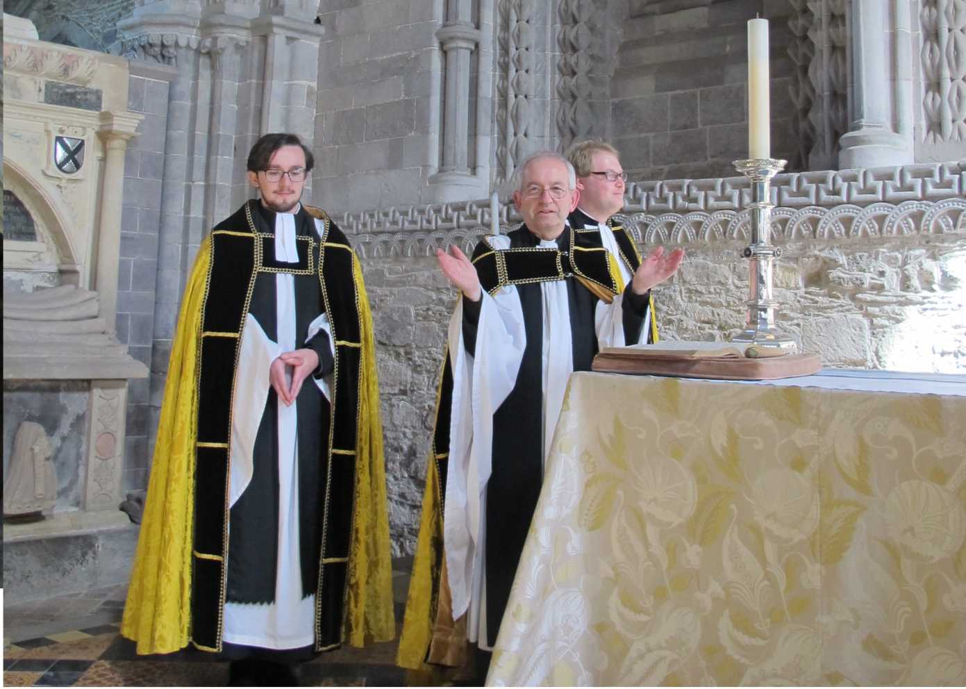 _resources/Worship the Lord in the Beauty of Holiness - Benjamin Phillips/c8f7f70cf0e42da5870b3f1ae1f038b1_MD5.png